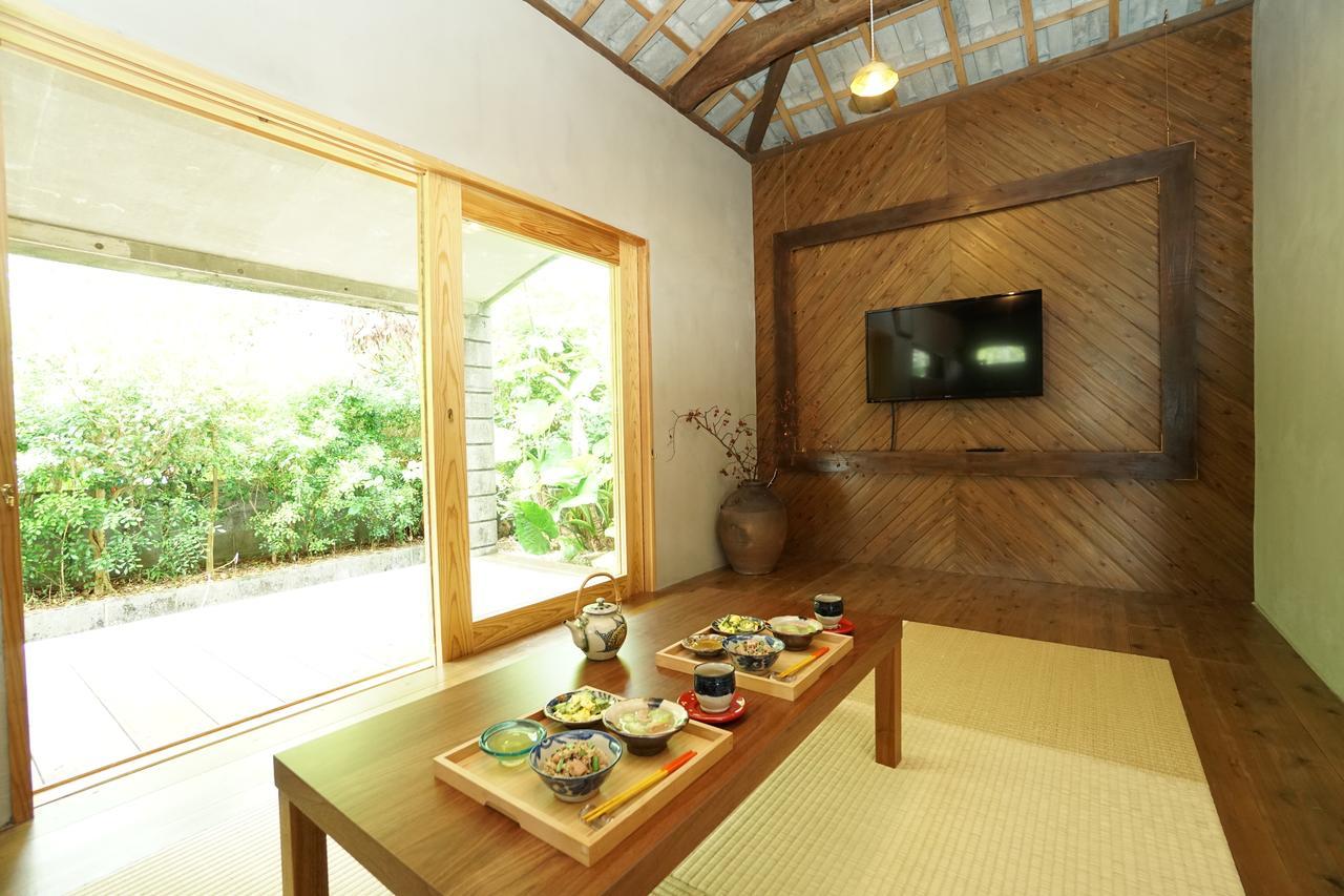 Suite villa MOK Ogimi Exteriör bild